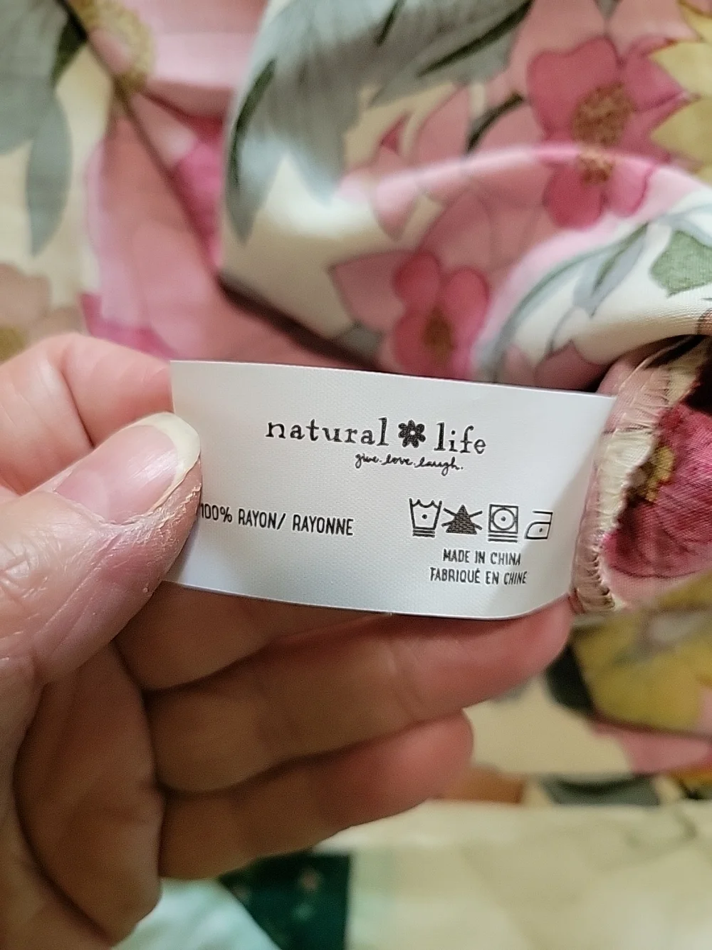 Natural Life Crop Top Nwt Floral V- in Multi Pink Sz Xs Rayon - Picture 6 of 8